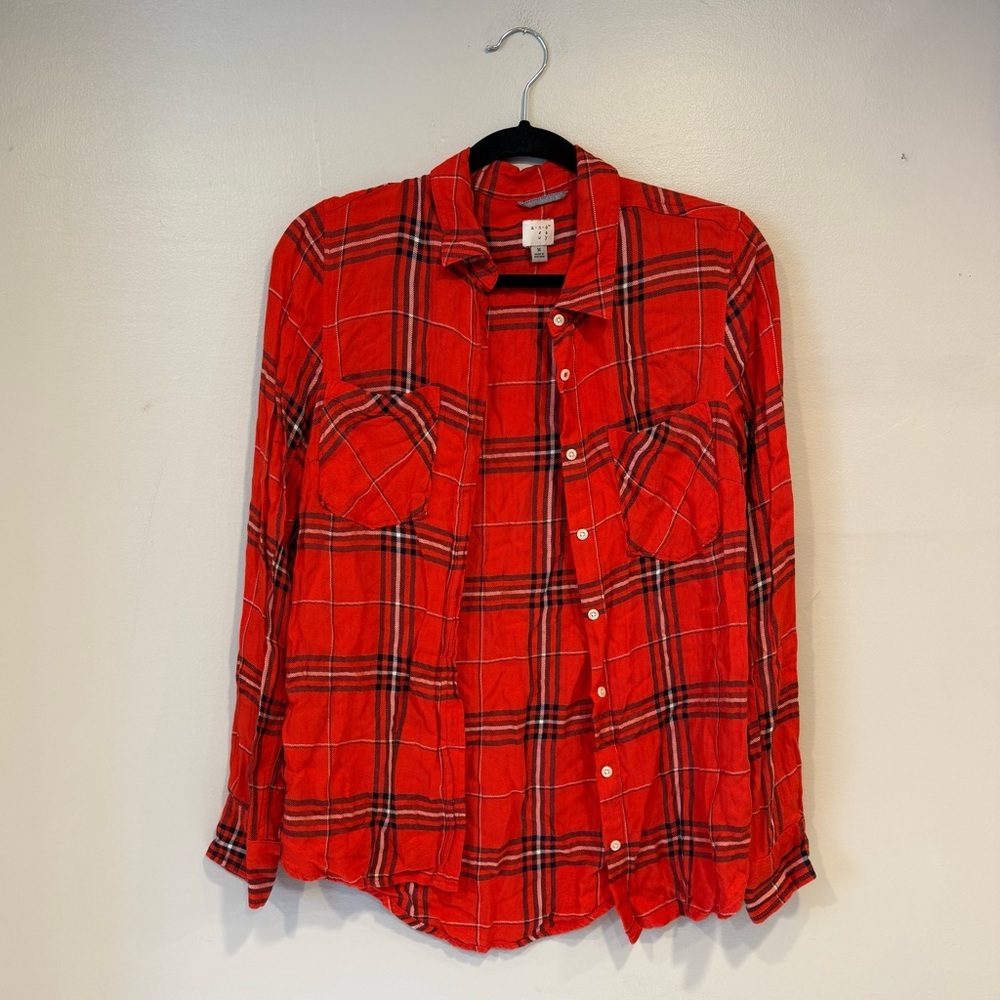 NWOT A New Day Women’s Red Plaid Long Sleeved Button Down Flannel Size Medium